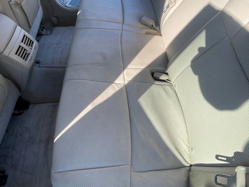 Used 2012 Toyota Avalon Limited image 13