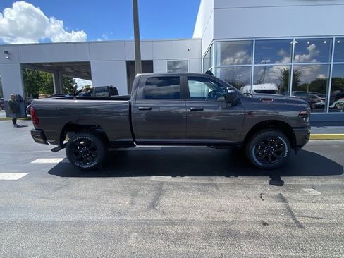 New 2025 RAM 2500 Big Horn image 9