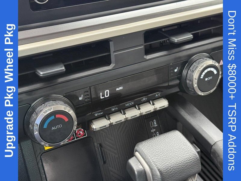 Used 2025 Toyota Tacoma SR5 AWD/4WD image 28