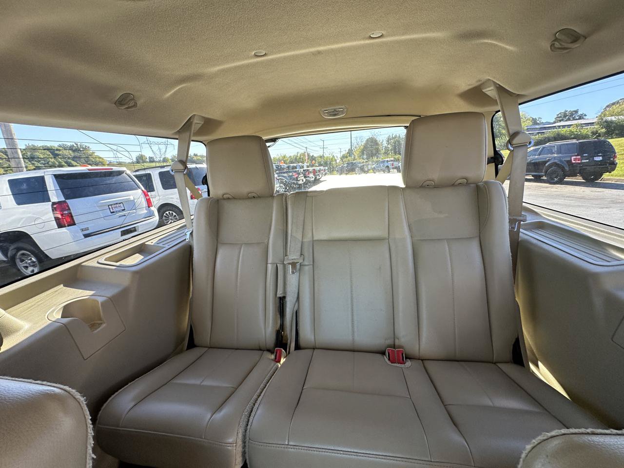 Used 2015 Ford Expedition EL Limited w/ Equipment Group 301A AWD/4WD image 10
