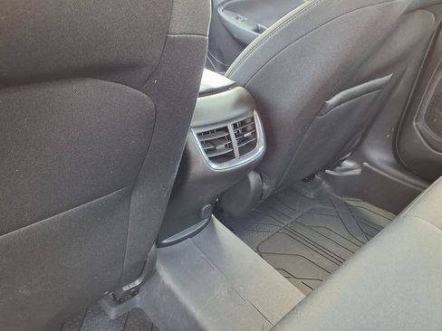 Used 2023 Chevrolet Malibu LT w/ LPO, Floor Liner Package FWD image 11