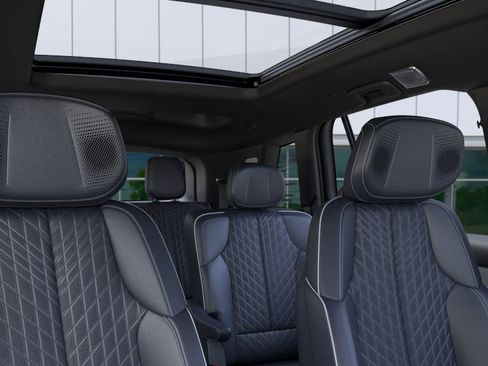 New 2026 Cadillac Vistiq Premium Luxury image 24