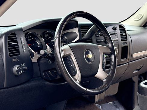 Used 2008 Chevrolet Silverado 1500 LT w/ All Star Edition AWD/4WD image 4