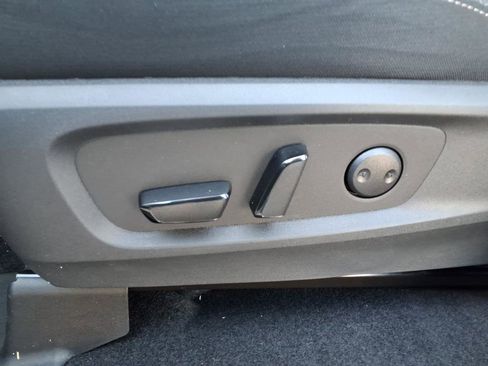 New 2026 Nissan Pathfinder SV image 25