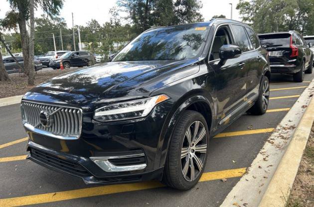 Used 2023 Volvo XC90 T8 Plus w/ Protection Package Premier AWD/4WD image 3
