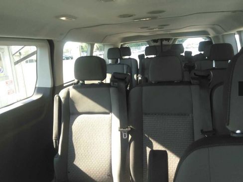 Used 2024 Ford Transit 350 XLT RWD image 5