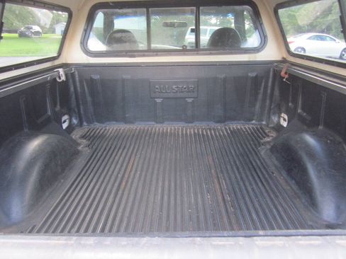 Used 2002 Ford F150 XL RWD image 12