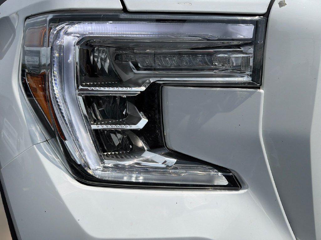Certified 2021 GMC Sierra 1500 AT4 w/ AT4 Premium Package AWD/4WD image 12