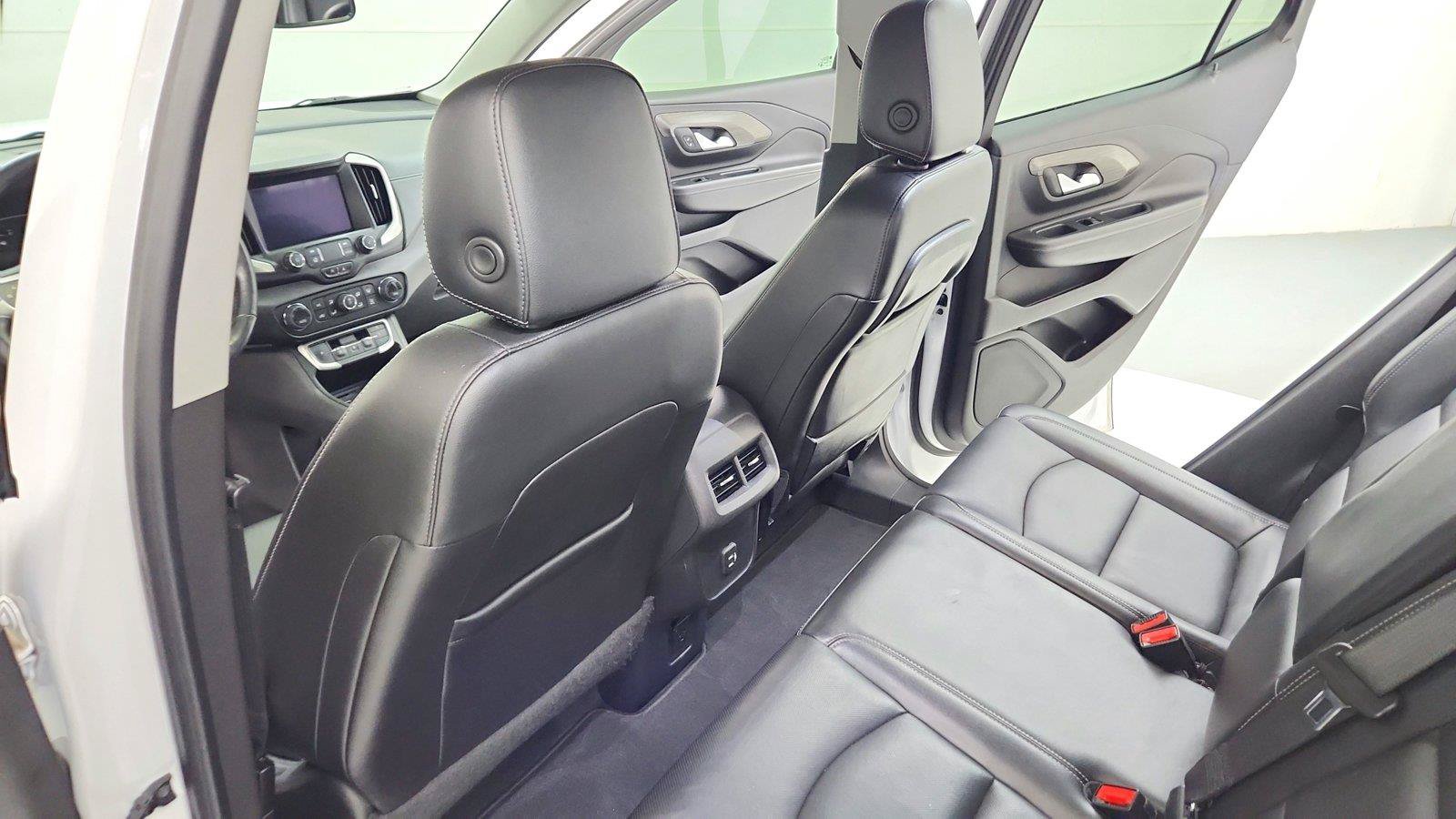 Used 2022 GMC Terrain SLT AWD/4WD image 19