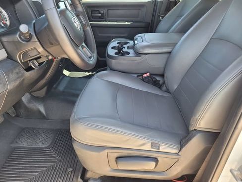 Used 2018 RAM 2500 Tradesman w/ Chrome Appearance Group AWD/4WD image 23
