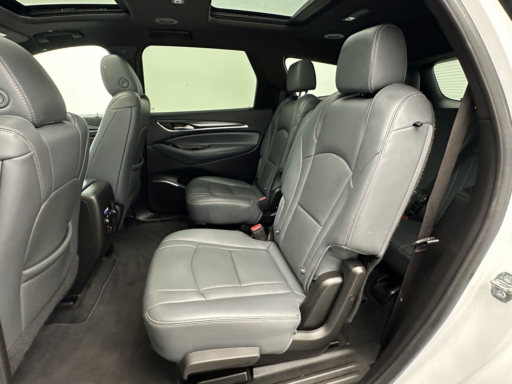 Certified 2023 Buick Enclave Essence w/ Experience Buick Package AWD/4WD image 21