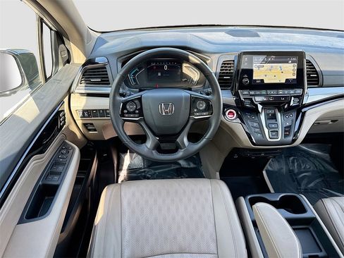 Used 2023 Honda Odyssey Elite image 23