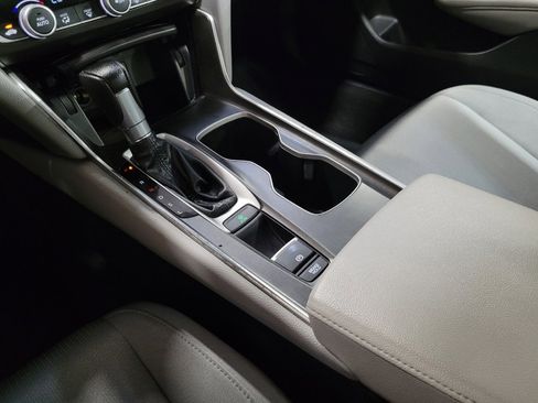 Used 2019 Honda Accord LX image 26