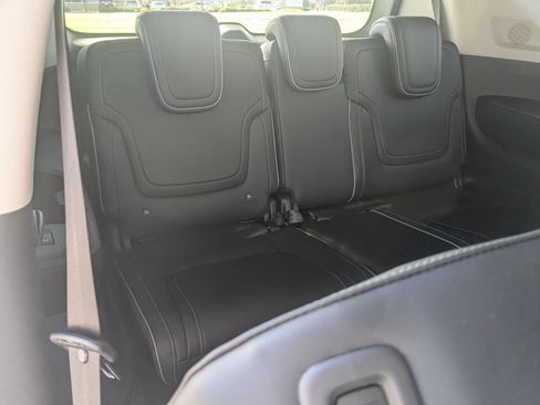 Used 2025 INFINITI QX80 Luxe AWD/4WD image 39