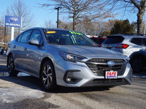 Used 2023 Subaru Legacy Premium image 3