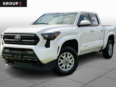Used 2024 Toyota Tacoma SR5 image 1