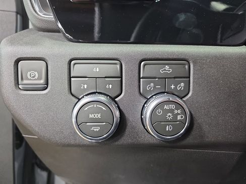 New 2026 GMC Sierra 2500 SLE w/ SLE Value Package; image 24