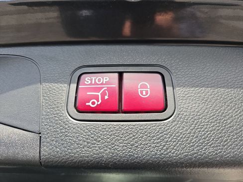 Used 2022 Mercedes-Benz GLC 300 image 13