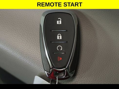 Used 2023 Chevrolet Equinox LS image 6