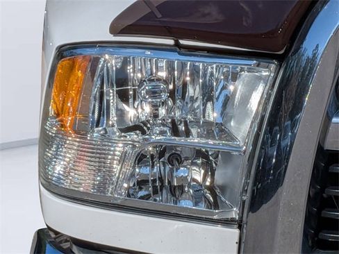 Used 2012 RAM 3500 ST w/ Chrome Appearance Group image 9
