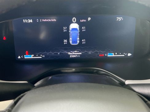 Used 2023 Jeep Compass Limited w/ Elite Group AWD/4WD image 12