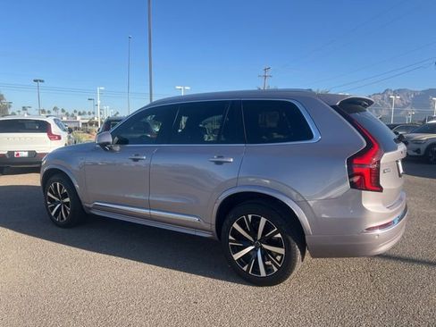 New 2026 Volvo XC90 B6 Core image 6