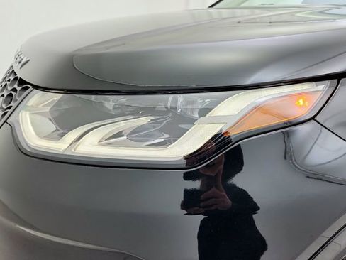 Used 2025 Land Rover Discovery Sport S image 31