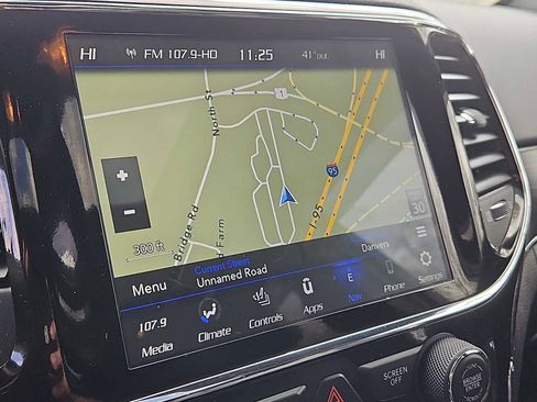 Used 2021 Jeep Grand Cherokee Limited w/ Premium Lighting Group AWD/4WD image 18