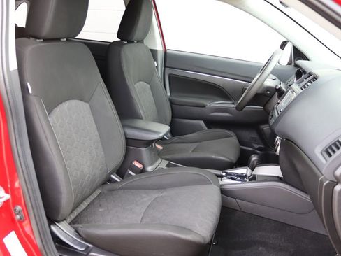 Used 2020 Mitsubishi Outlander Sport ES image 36