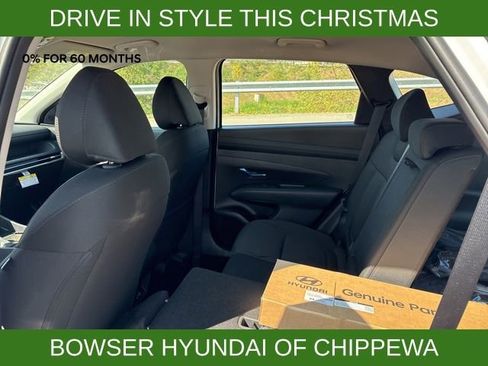 New 2026 Hyundai Tucson SE image 5