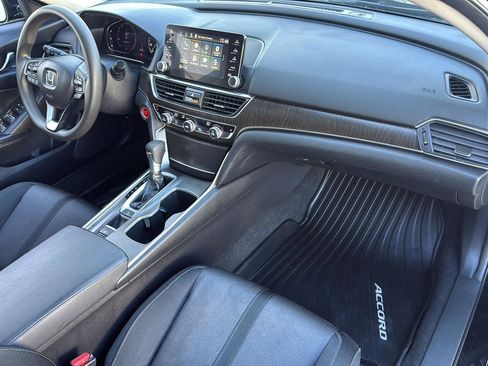 Used 2019 Honda Accord EX image 36