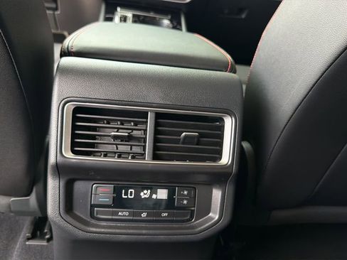 New 2026 Volkswagen Atlas Peak Edition AWD/4WD image 31