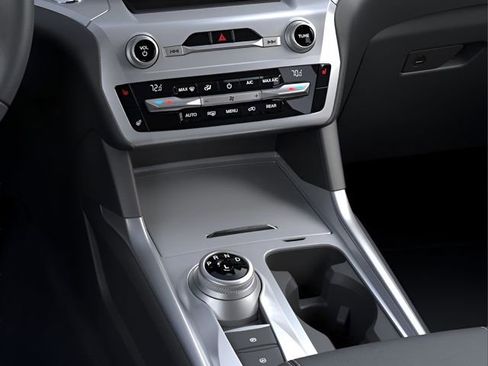 Used 2024 Ford Explorer XLT w/ Equipment Group 202A image 15