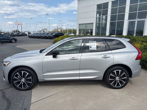 Certified 2025 Volvo XC60 B5 Plus AWD/4WD image 12
