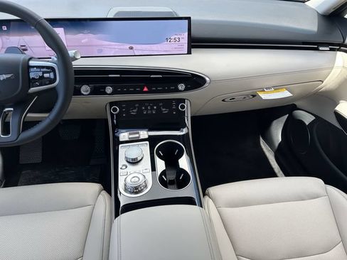 New 2026 Genesis GV70 2.5T AWD/4WD image 20