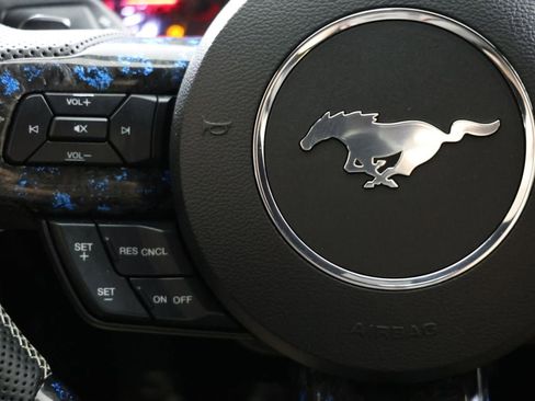 Used 2018 Ford Mustang GT Premium RWD image 25