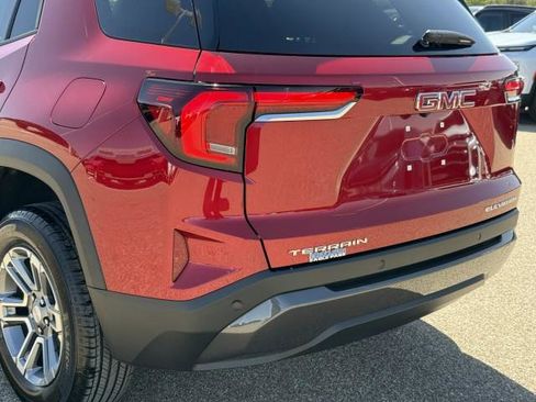 New 2026 GMC Terrain Elevation image 16