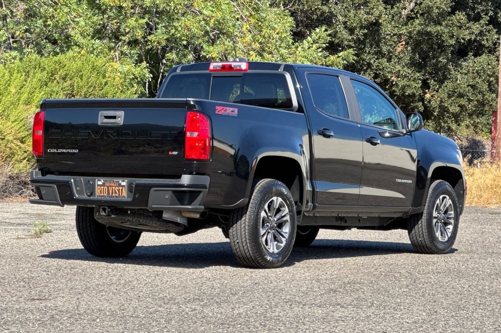 Used 2021 Chevrolet Colorado Z71 w/ Safety Package AWD/4WD image 4