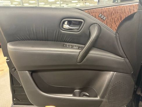 Used 2018 Nissan Armada SL w/ Premium Package image 8