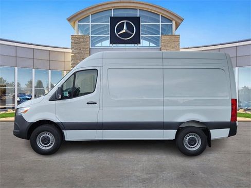 New 2025 Mercedes-Benz Sprinter 2500 image 2