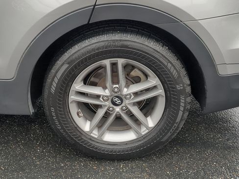 Used 2018 Hyundai Santa Fe Sport w/ 2.4L Value Package 02 image 12