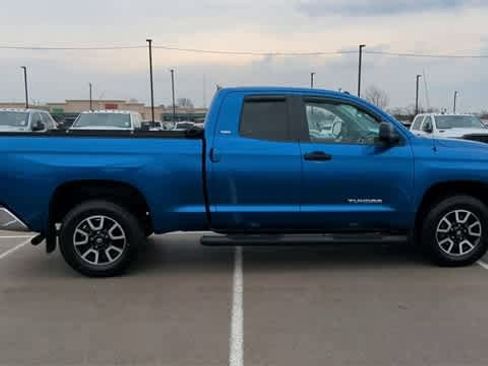 Used 2017 Toyota Tundra SR5 w/ SR5 Upgrade Package image 9