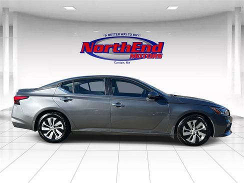 Used 2019 Nissan Altima 2.5 S image 2