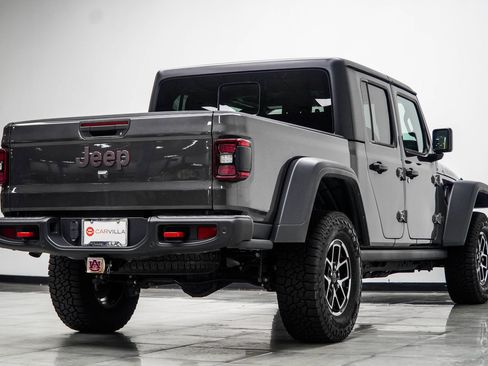 Used 2024 Jeep Gladiator Rubicon w/ Technology Group AWD/4WD image 19