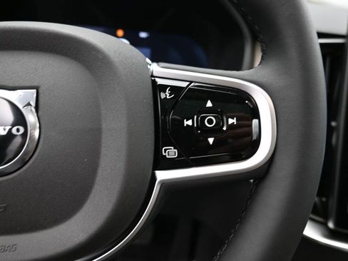 New 2026 Volvo XC90 B6 Core AWD/4WD image 15