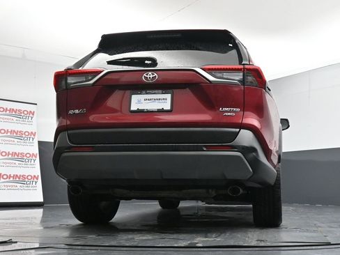 Used 2020 Toyota RAV4 Limited image 43