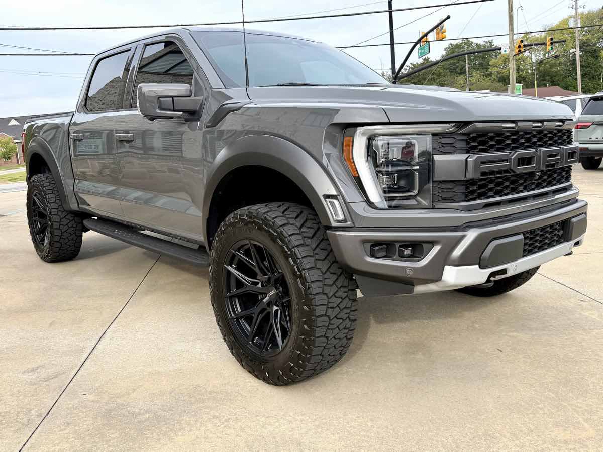 Used 2021 Ford F150 Raptor w/ Equipment Group 801A High AWD/4WD image 4