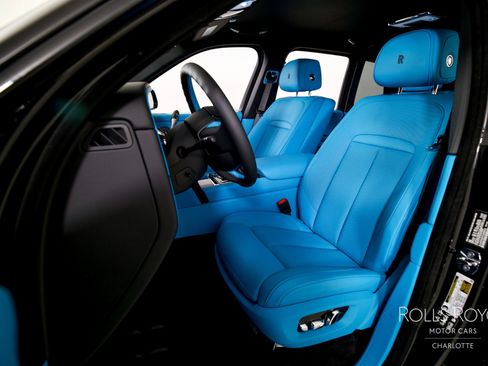 New 2026 Rolls-Royce Cullinan Black Badge image 13