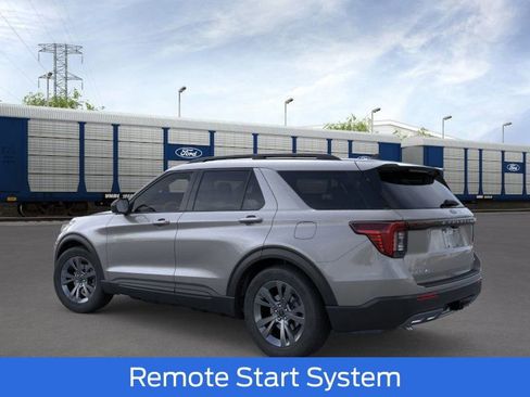 New 2026 Ford Explorer Active image 4
