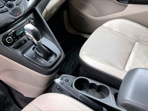 Used 2016 Ford Transit Connect Titanium image 16